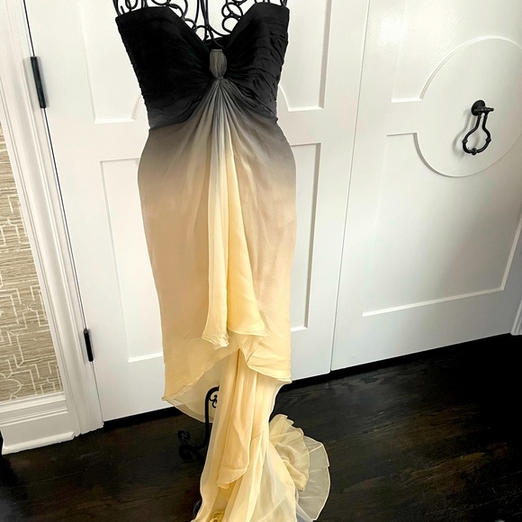 Kevan Hall Designer Gown - Picture 1 of 9